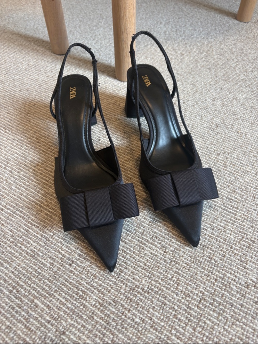 Zara Black Pointed Slingback Heels with Grosgrain Bow size 41